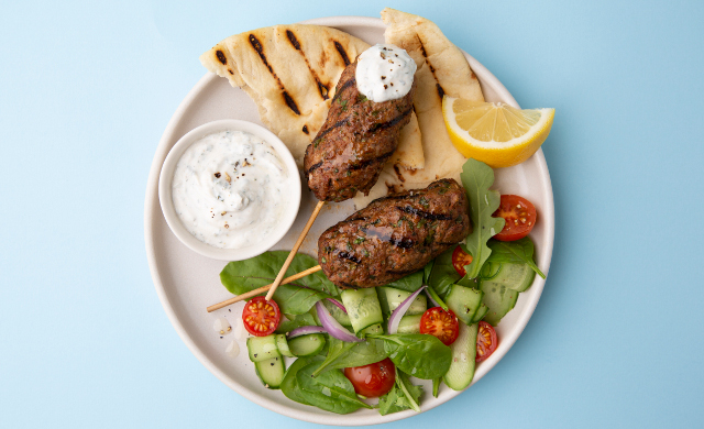 Keftas De Veau A La Menthe Avec Pains Naan Et Salade Fraiche 215