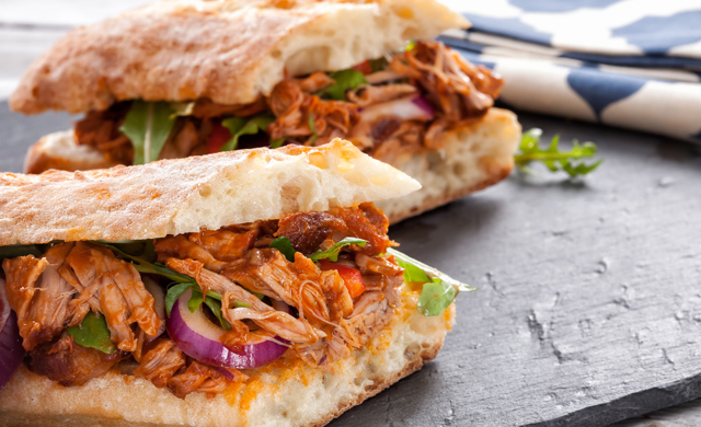 Sandwich Baguette Au Veau Du Quebec