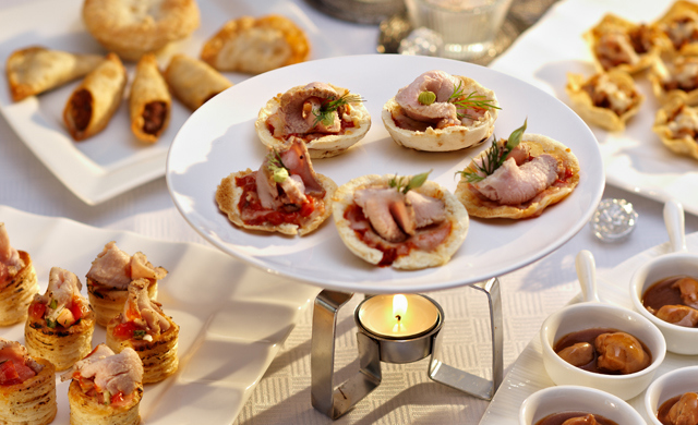 Bouchees Chaudes De Veau Du Quebec