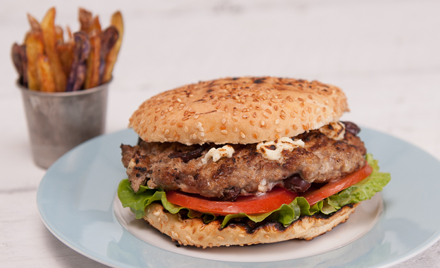 Burger De Veau Du Quebec A La Grecque 123