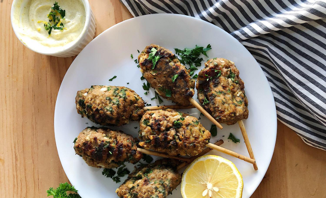 Keftas De Veau Et Sauce Au Cari