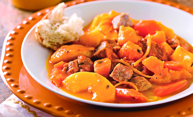 Mijote De Veau Du Quebec Aux Pommes Et A La Courge D Automne