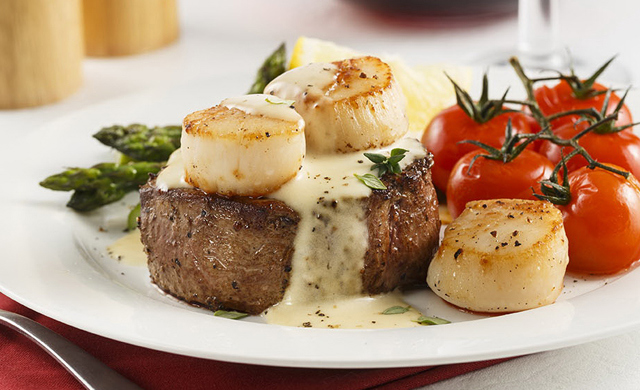 Surf N Turf De Veau Du Quebec Et Petoncles A La Sauce Citronnee