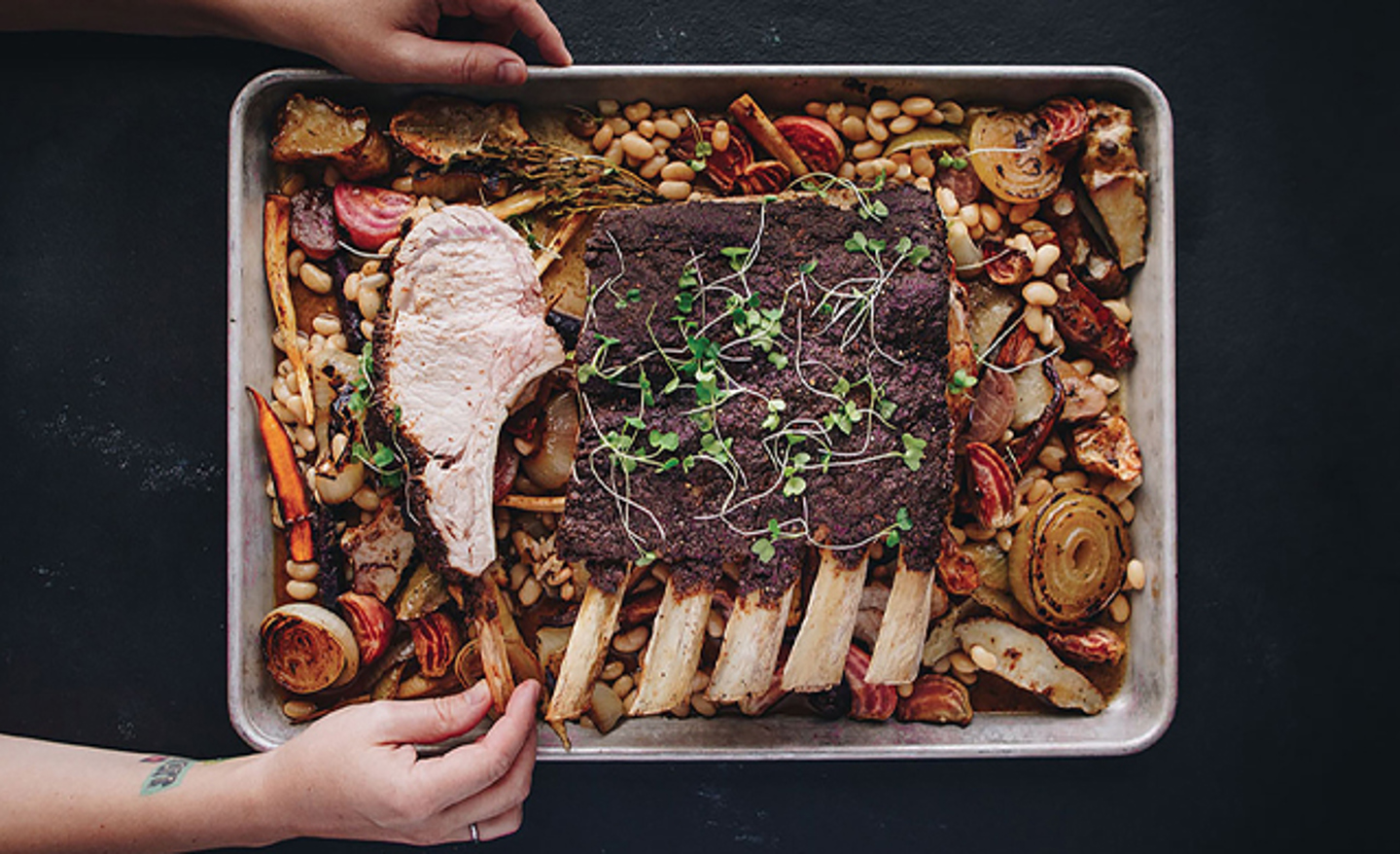 Carre De Veau Du Quebec Croute De Cepes Jus A L Oignon Brule Et Vin Blanc