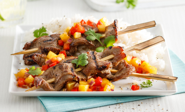 Brochettes De Veau Du Quebec Salsa D Ananas