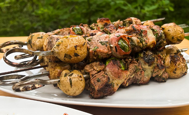 Brochettes de veau à la française