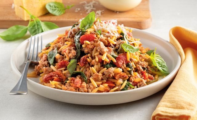 Orzo with tomatoes and spinach | Quebec Veal