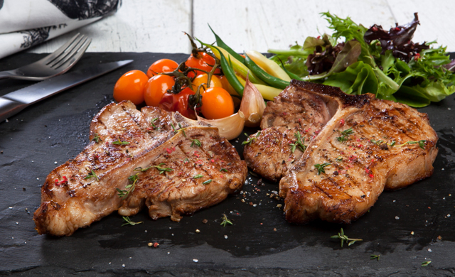 Biftecks D Aloyau De Veau Du Quebec Aux Herbes Fraiches_010