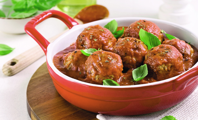 Boulettes De Veau Du Quebec En Sauce Tomate Et Basilic Frais