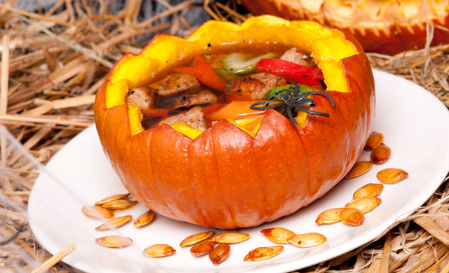 Soupe Repas Au Veau Du Quebec Dans Une Citrouille