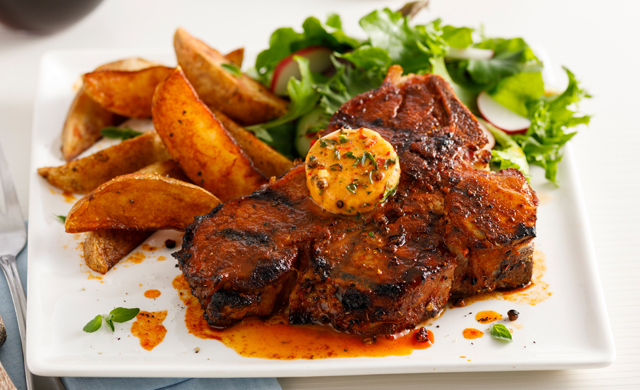 Biftecks D Aloyau De Veau Du Quebec Grille Et Son Beurre Parfume